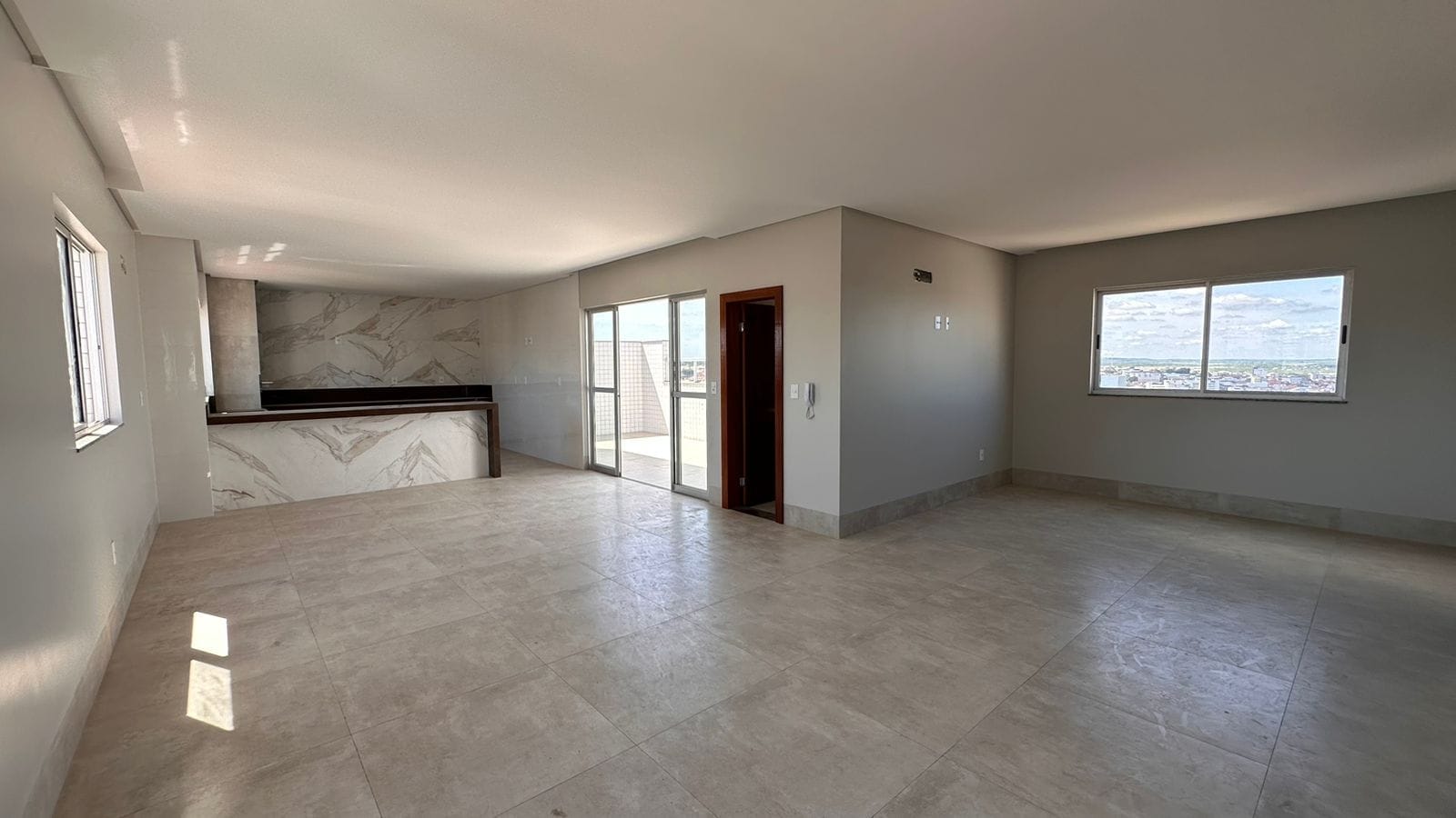 Apartamento à venda, Centro, Bom Despacho, MG