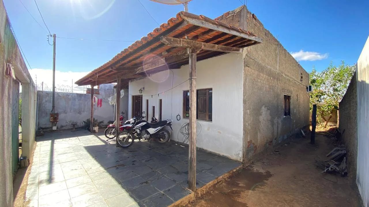 Casa à venda, Vera Cruz, Araçuaí, MG