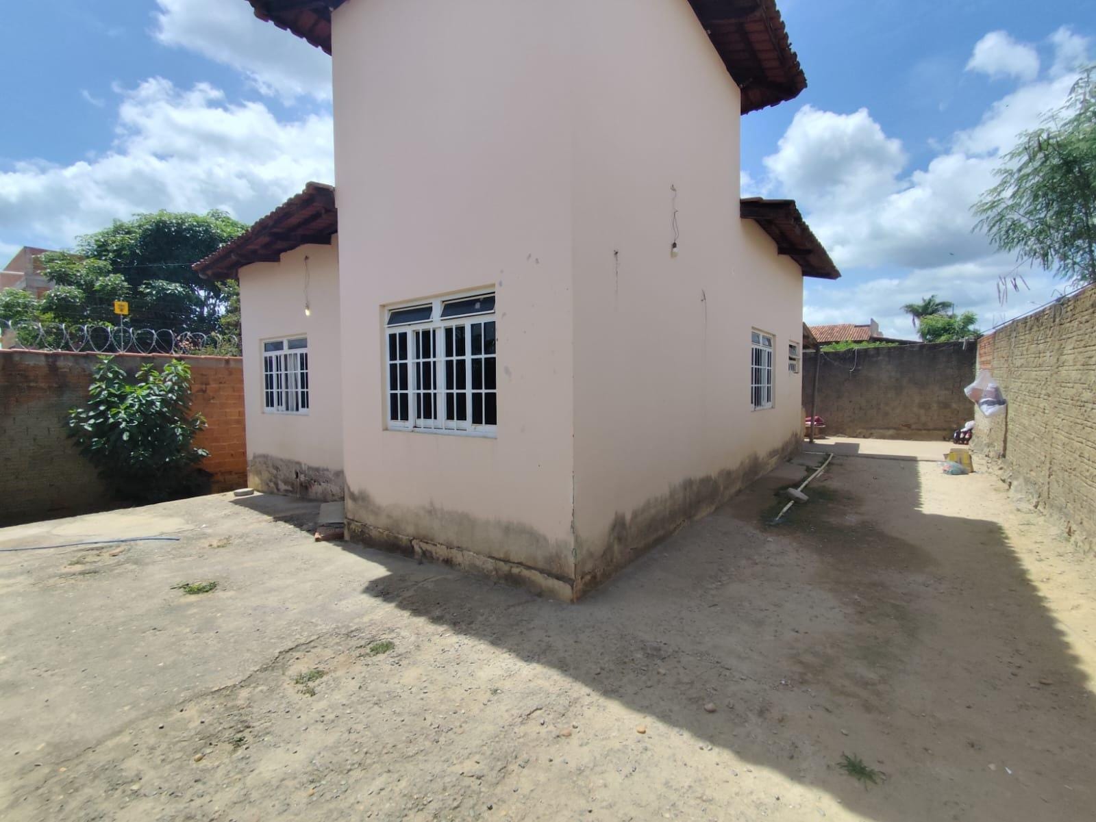 Casa à venda, São Francisco, Araçuaí, MG