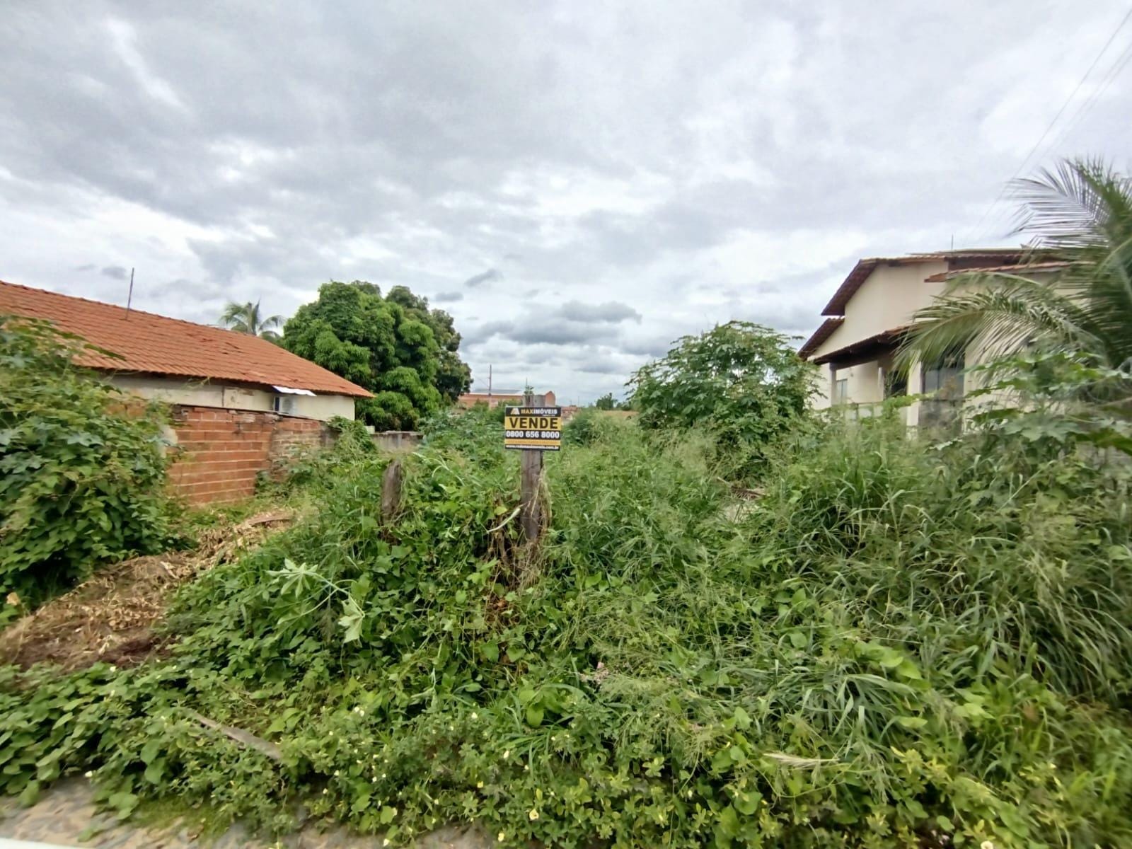 Terreno à venda, Esplanada, Araçuaí, MG