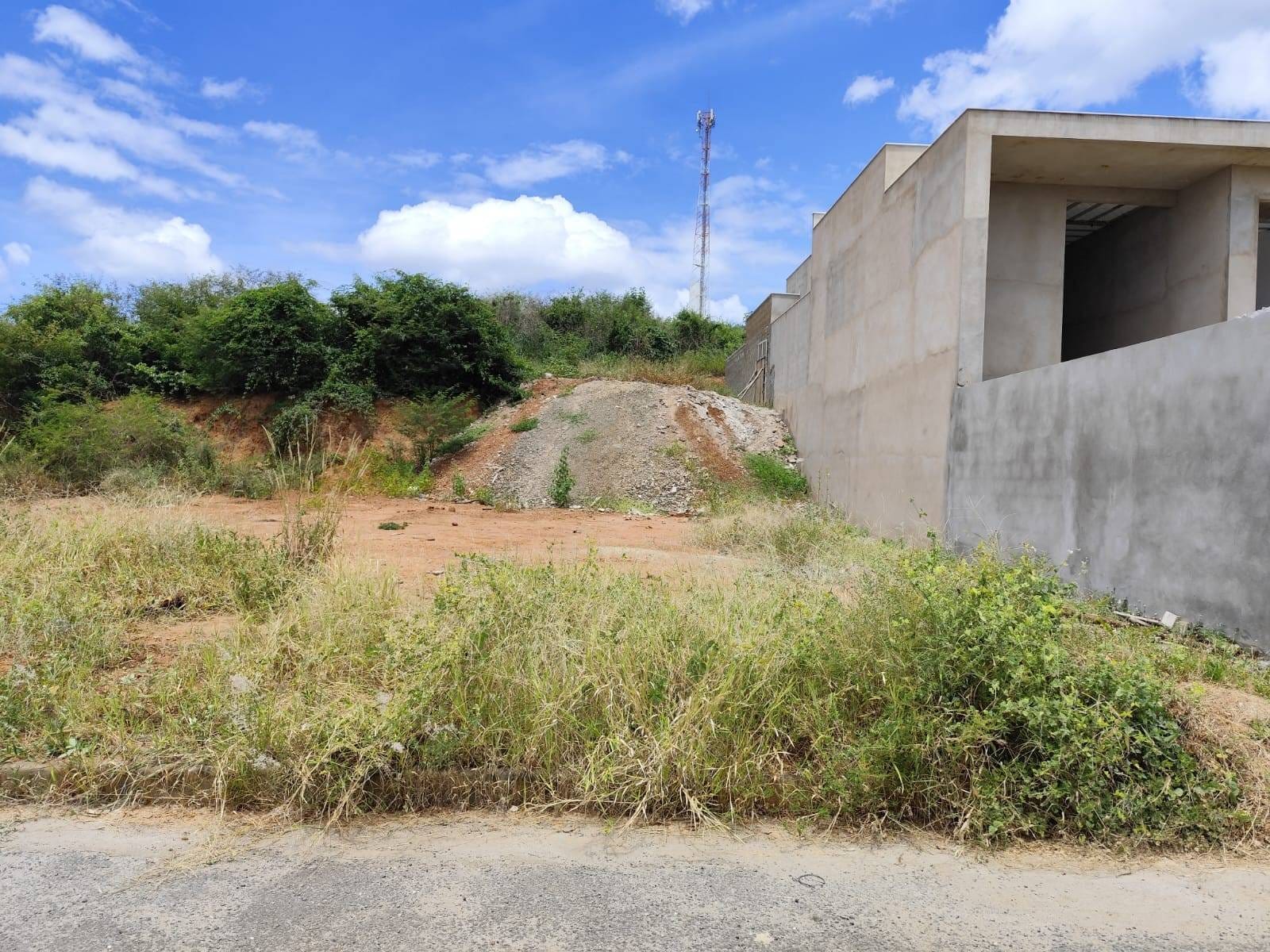 Terreno à venda, São Mateus, Araçuaí, MG