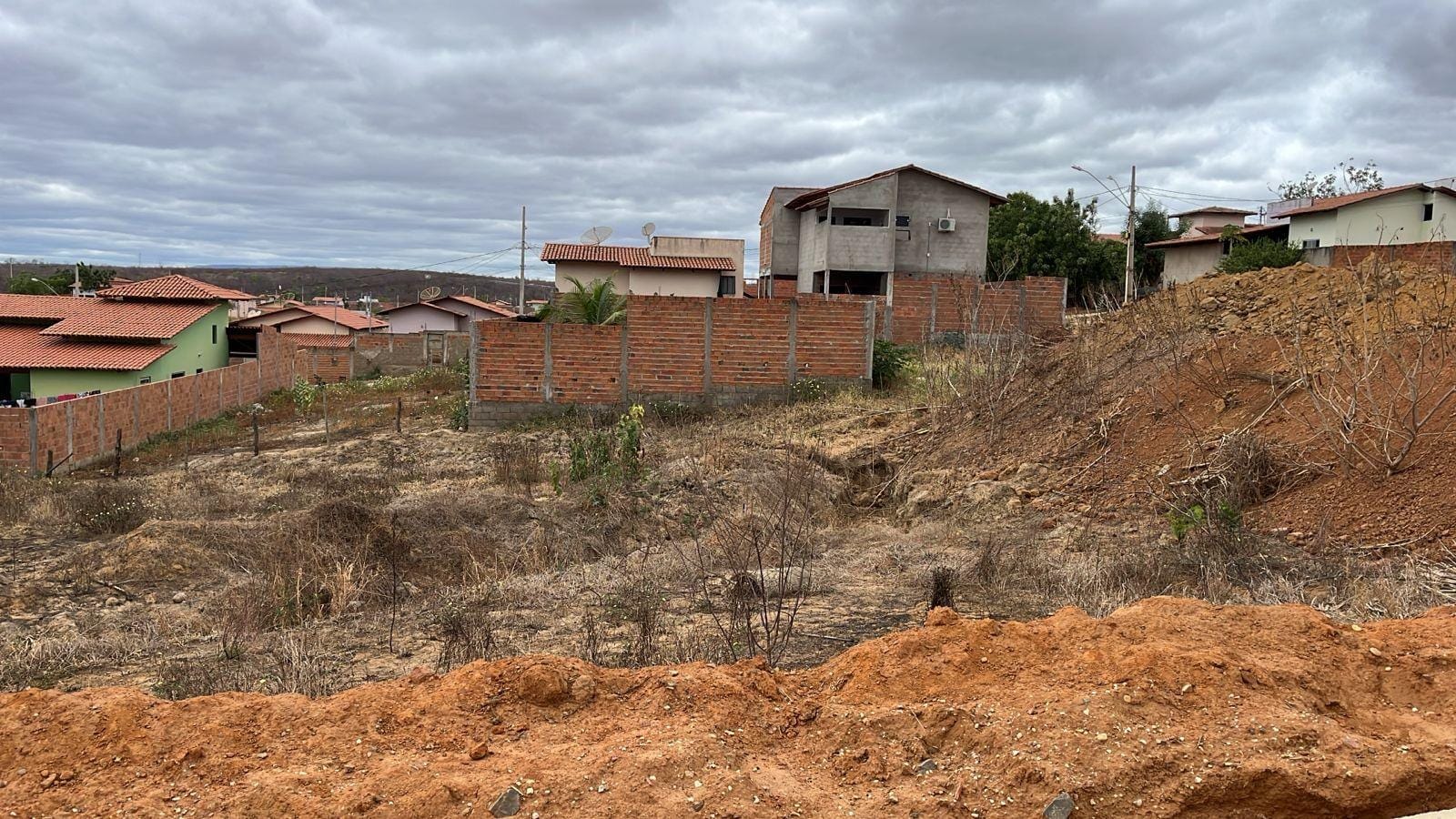 Terreno à venda, São Francisco II, Araçuaí, MG
