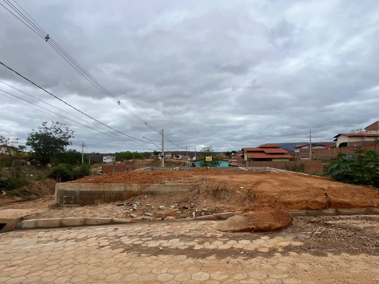 Terreno à venda, São Francisco, Araçuaí, MG