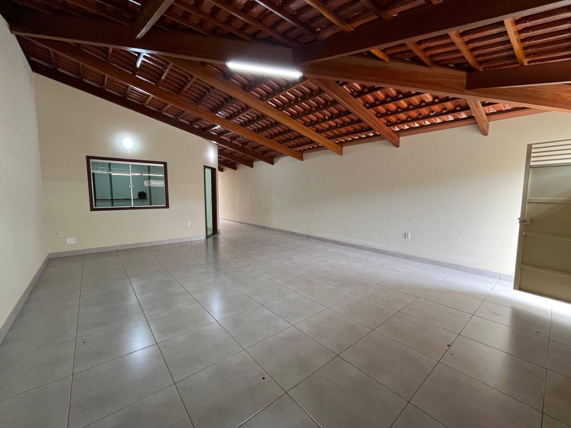 Casa à venda, Jardim Nazareth, Araçuaí, MG