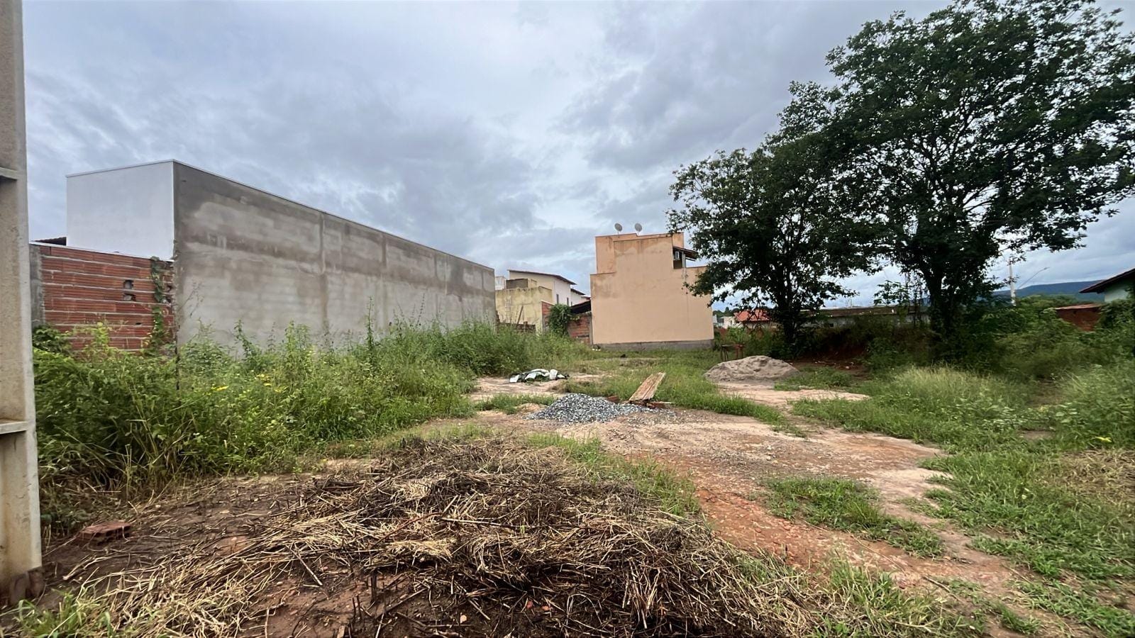 Terreno à venda, São Mateus, Araçuaí, MG