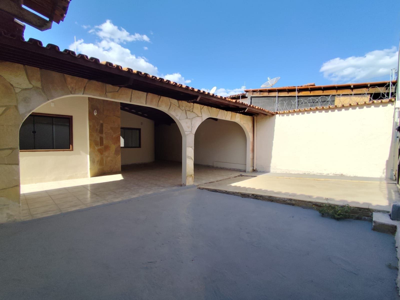 Casa para aluguel, Vila Magnólia, Araçuaí, MG