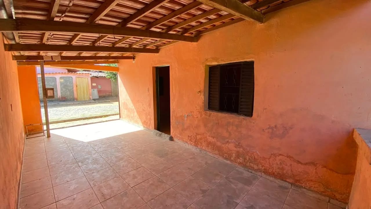Casa para venda e locação, Esplanada, Araçuaí, MG