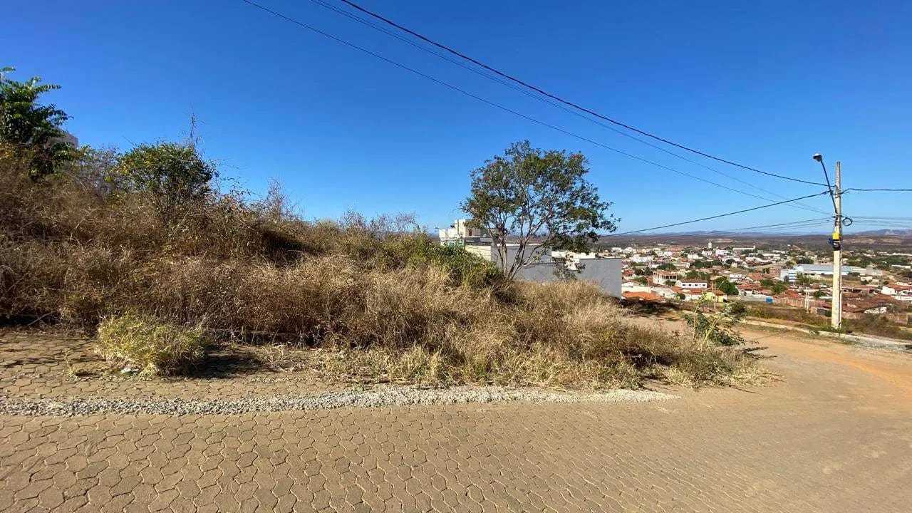 Terreno à venda, São Geraldo, Araçuaí, MG