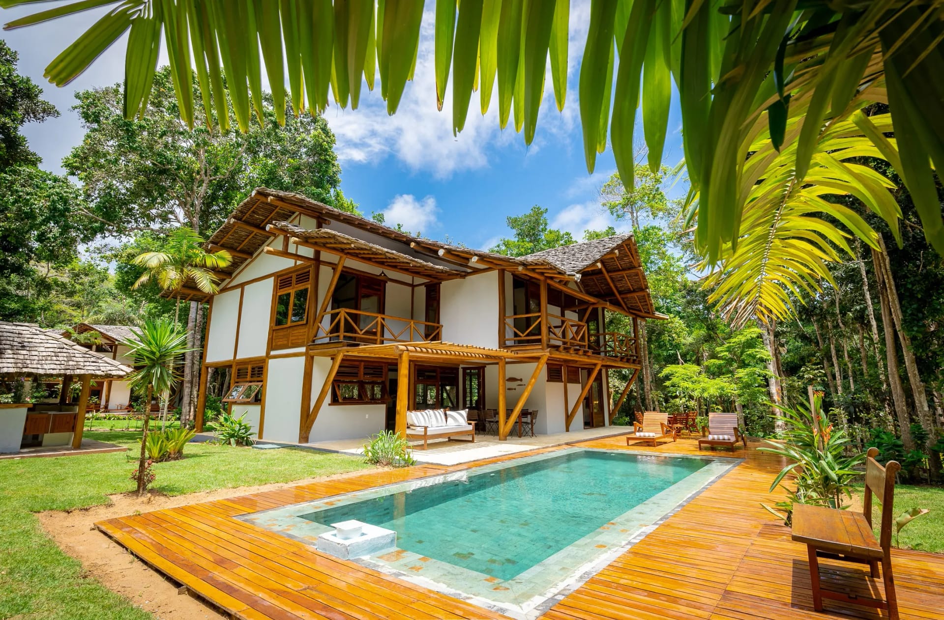Casa de Alto Padrão, 5 suítes em Trancoso - BA