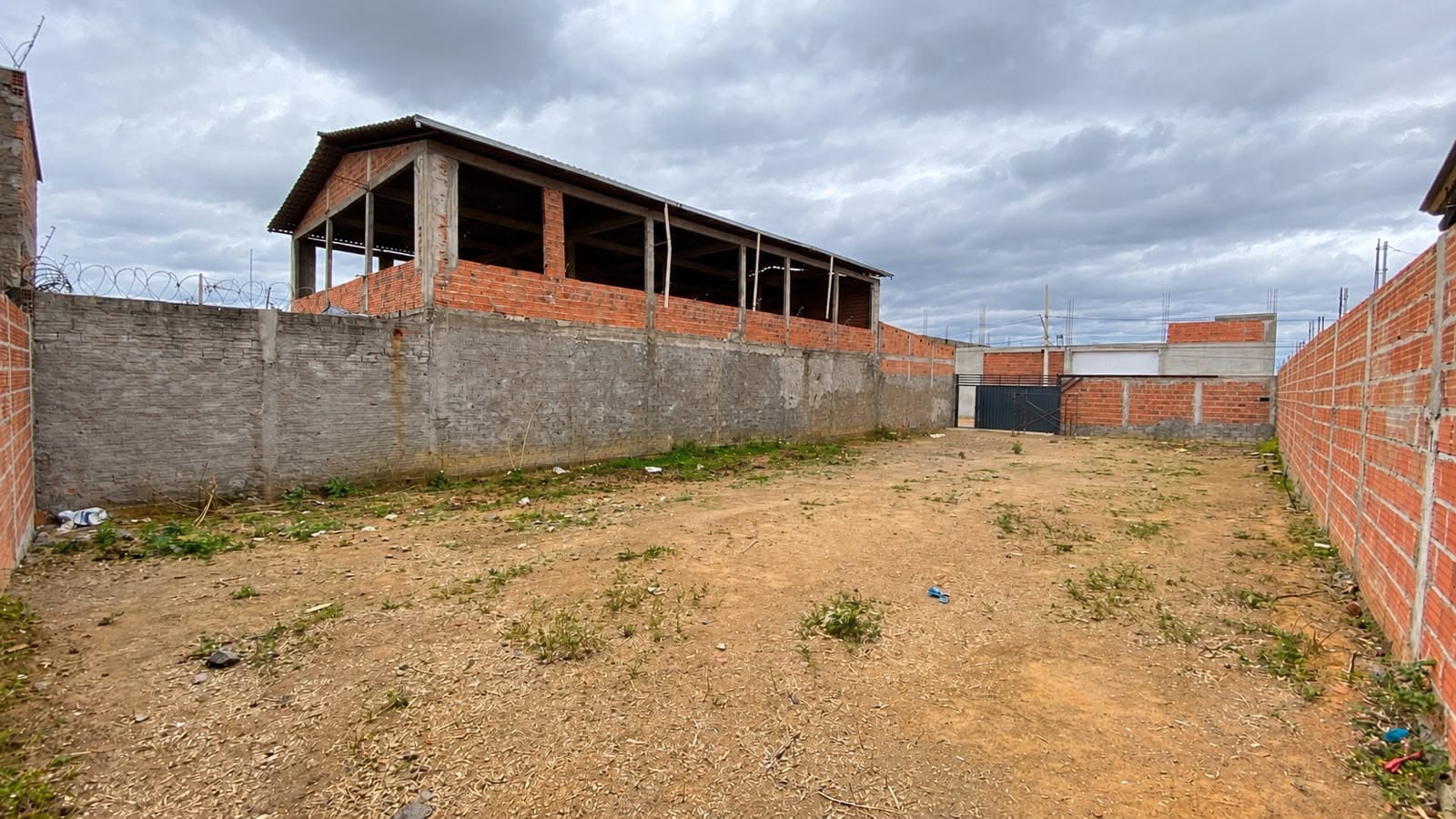 Terreno para Alugar em Jardim Nazareth - Araçuaí - MG